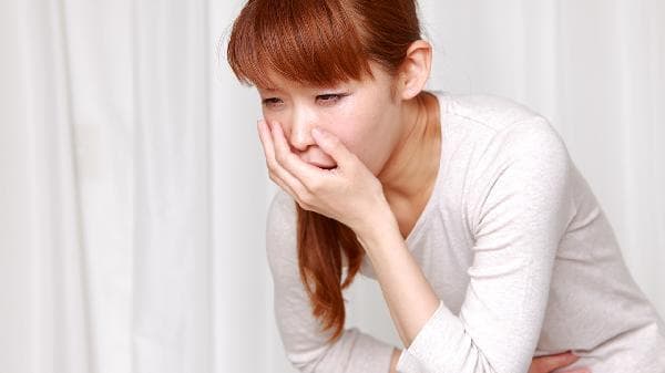 沙门氏菌食物中毒：高风险食品、症状与预防措施