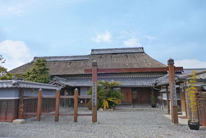 滋贺甲贺与信乐：以陶器、建筑、忍术闻名