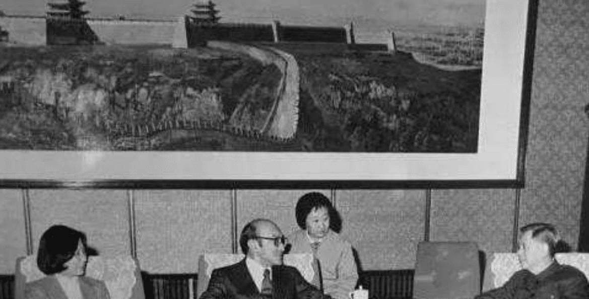 电脑竟不是由西方发明，他被曝光后引发热议，美国不惜隐藏35年