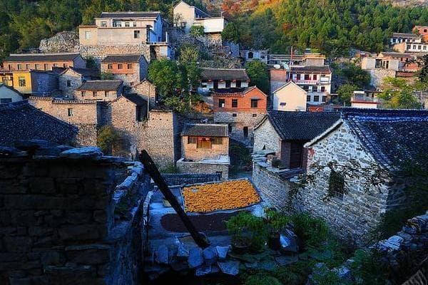 纯张姓古村落大洼村：60%明清石屋保存完好
