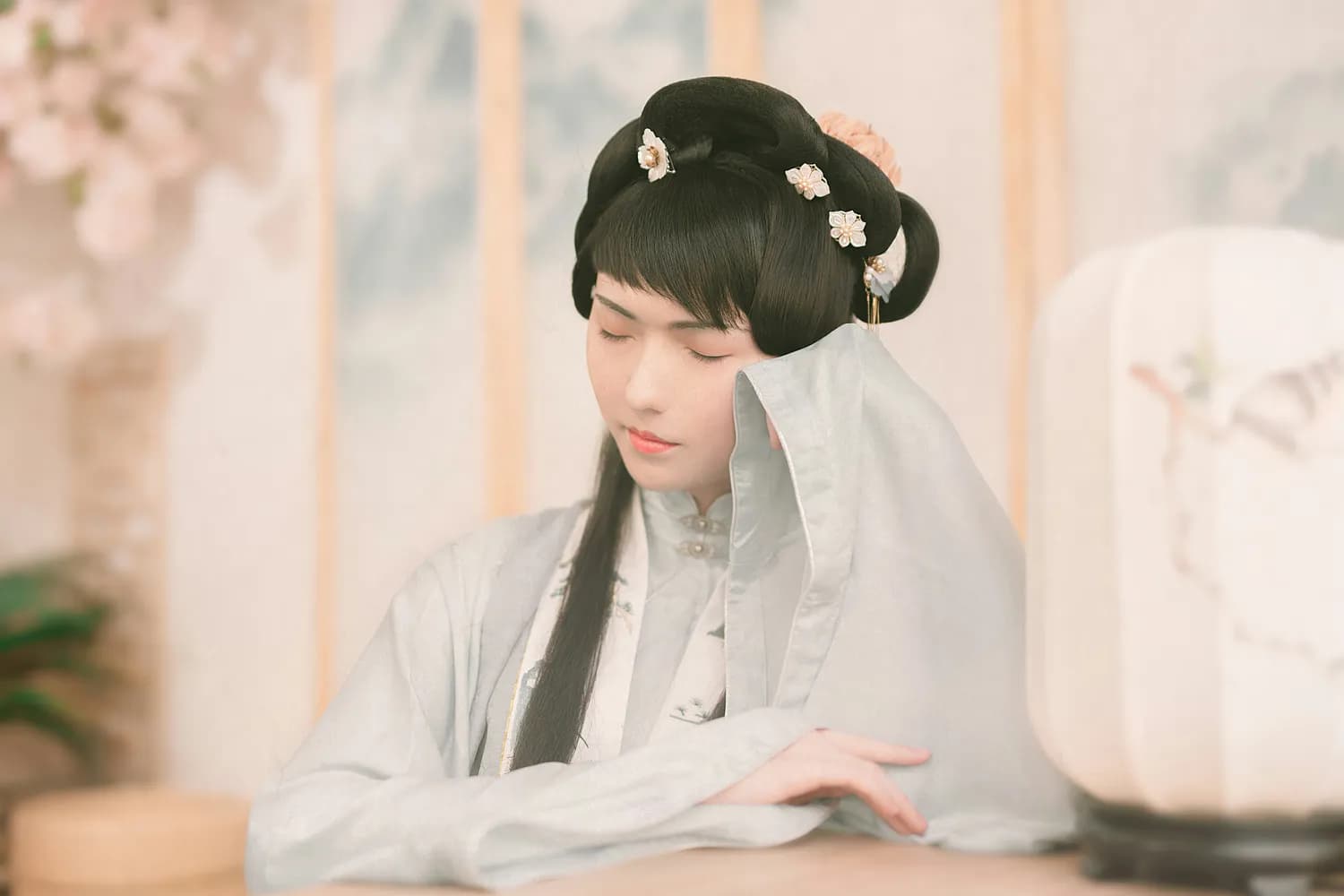 《珠帘玉幕》：赵露思刘宇宁新剧爆红优酷，热度破万创纪录