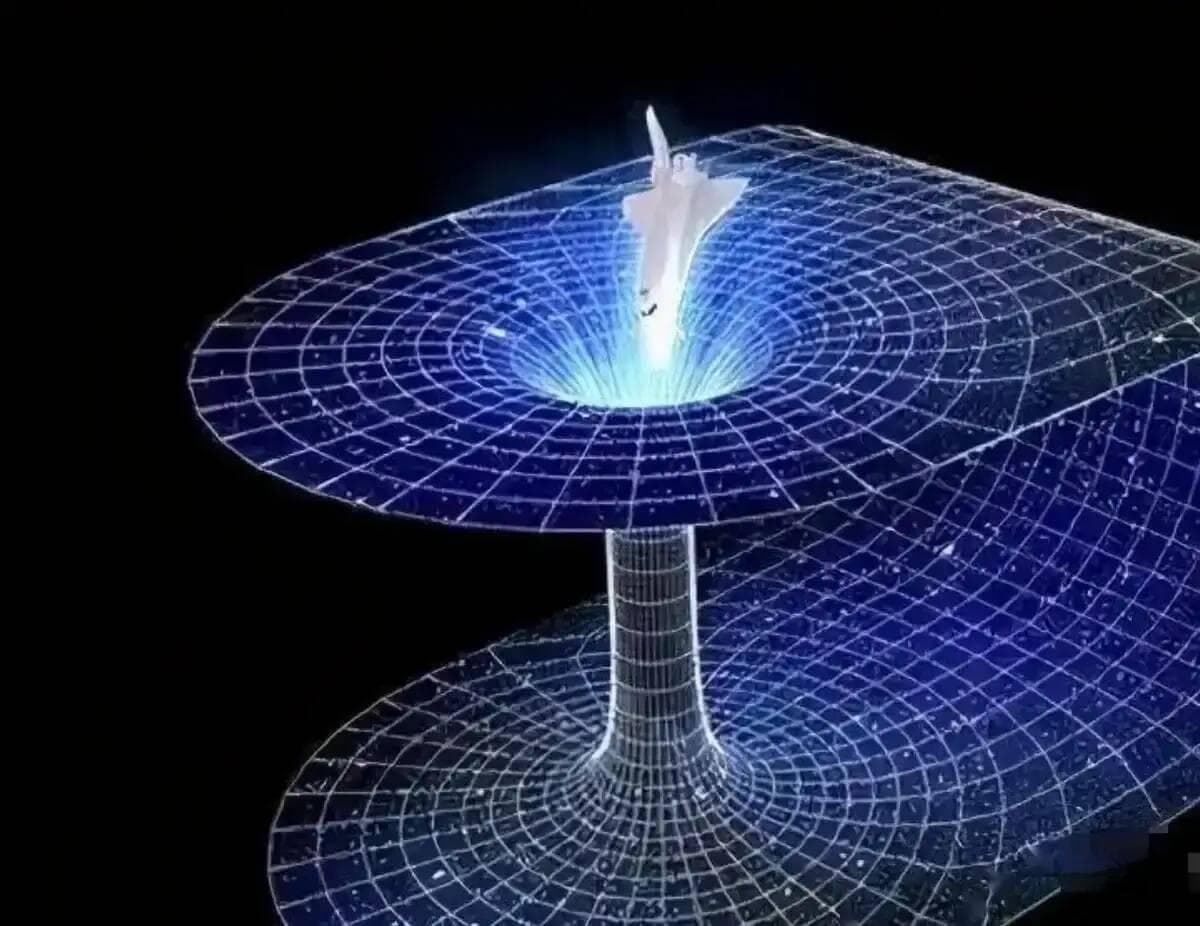 颠覆认知！科学家实锤十维空间存在证据：进入者将陷入'死亡永生'悖论