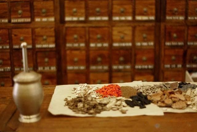 全世界陆续放弃传统医学，我国为何坚持发展中医？是不是搞错了？