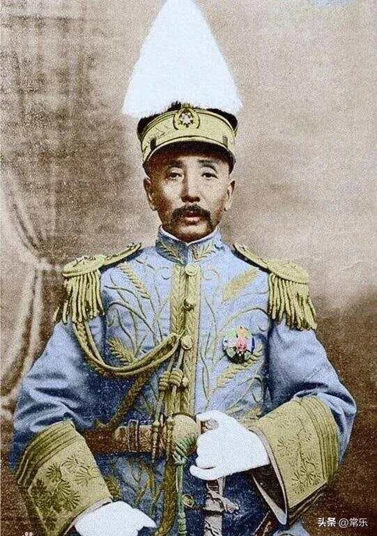 枭雄末路：张作霖的七张面孔与血色黄昏