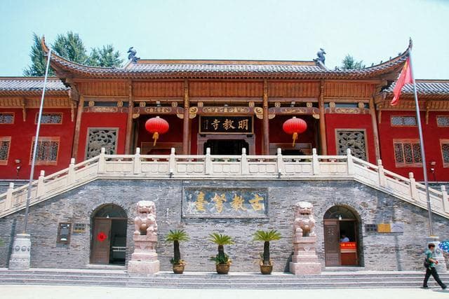 合肥明教寺：三国古刹的千年传奇