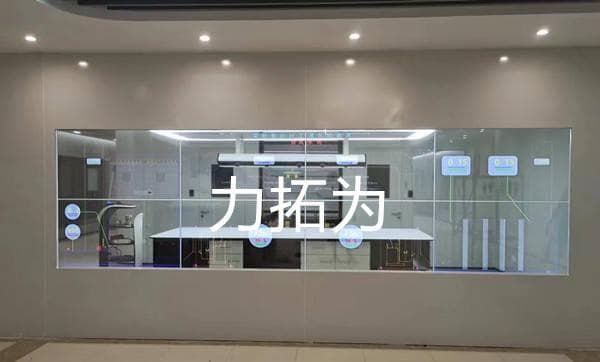 透明拼接屏在强光环境下的可视性优化方法