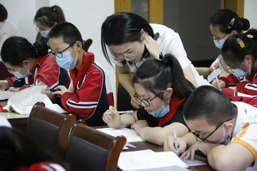 大学生人际交往压力源与应对策略研究