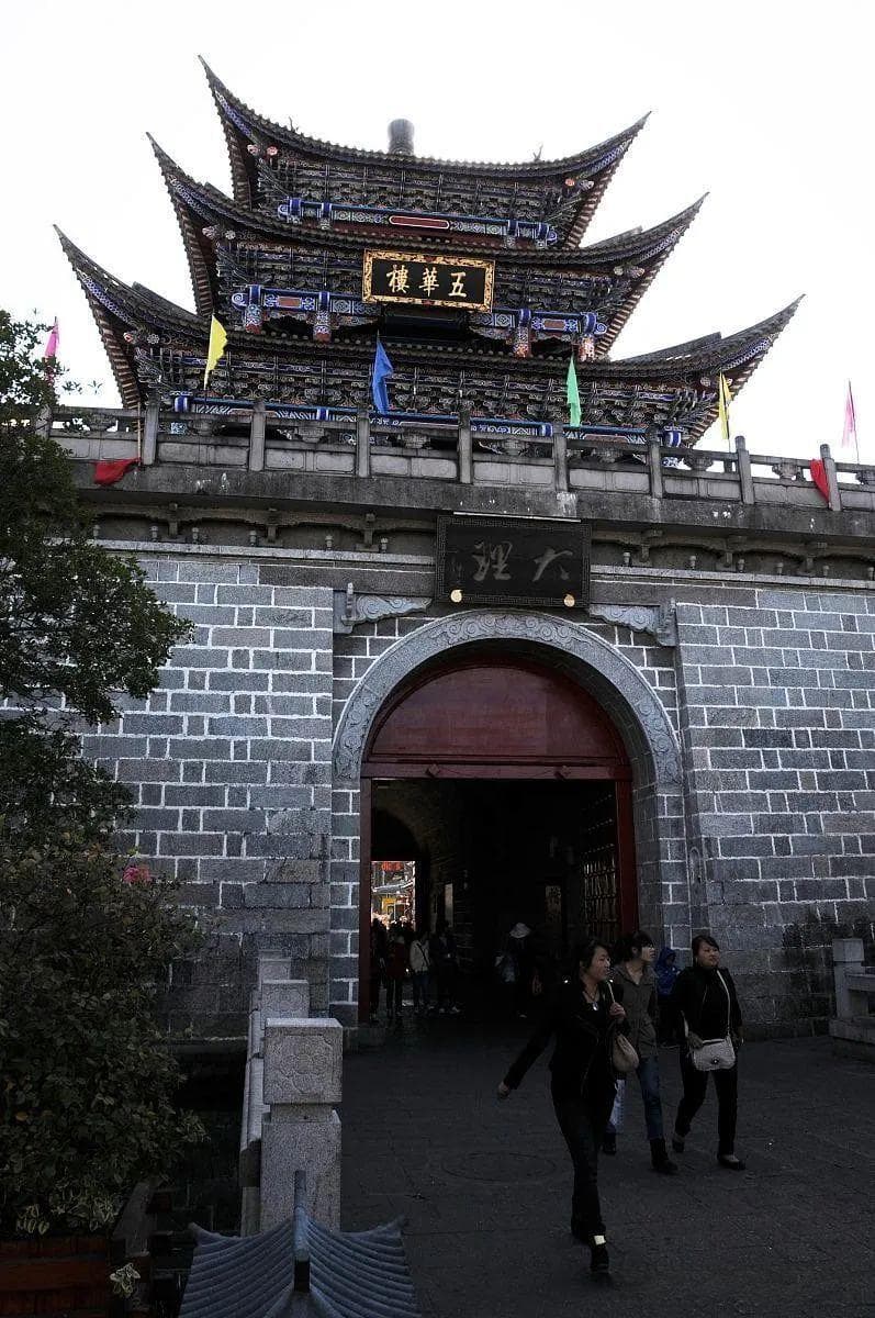 邂逅大理古城：一场时光之旅，带你穿越历史的尘埃！