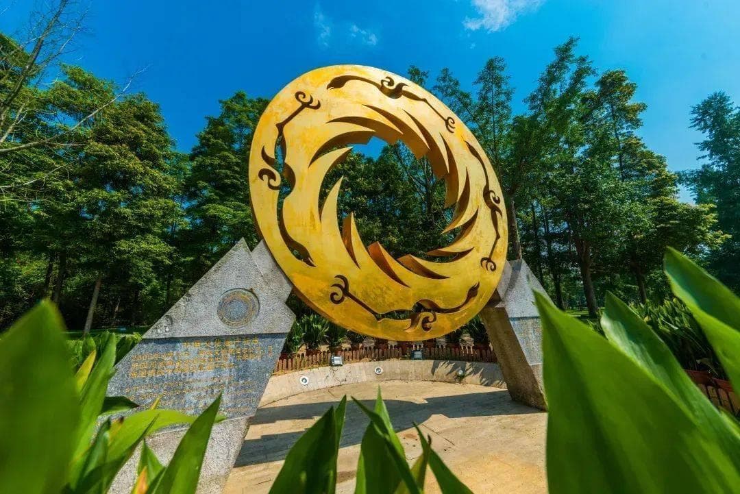 成都“源城”青羊：千年古地展新颜