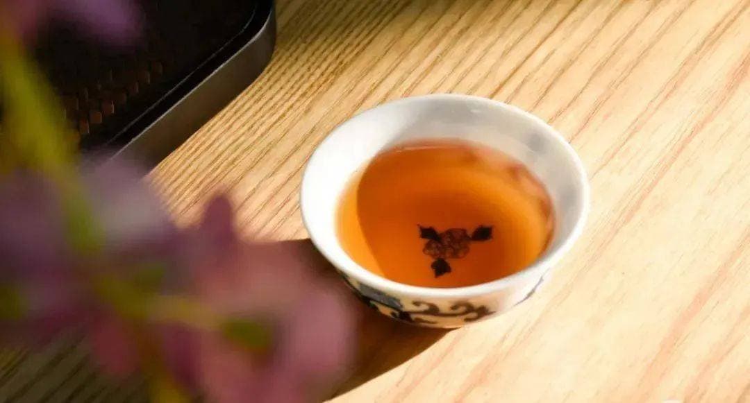 春天喝普洱茶，怎么搭配更合适?