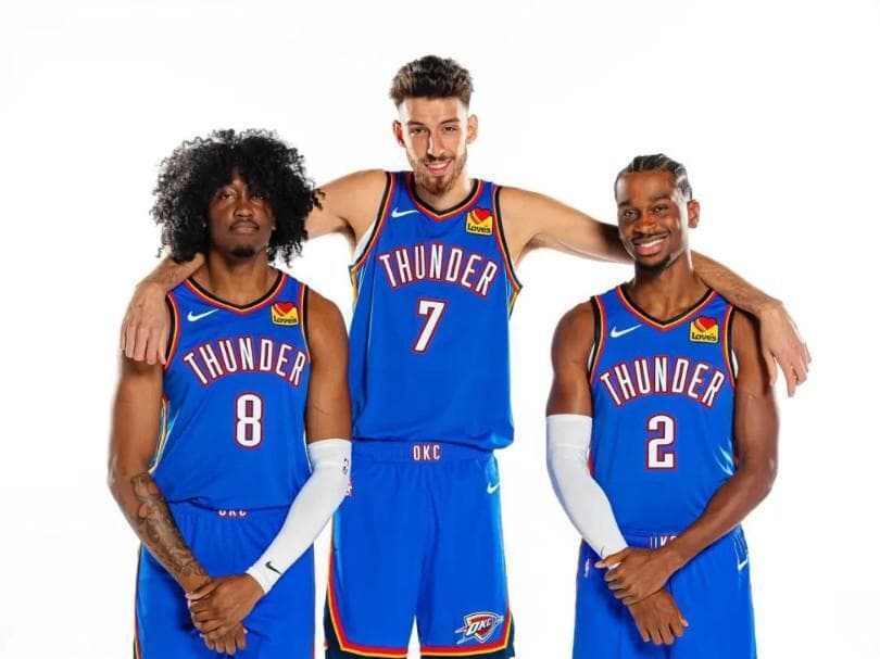 NBA联盟30支球队最新市值排名：勇士88亿居首，湖人71亿列第三