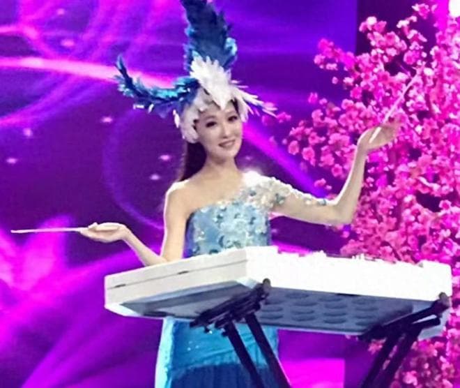 40岁女歌手申烨不幸去世，提前写好讣告，多次登上央视舞台