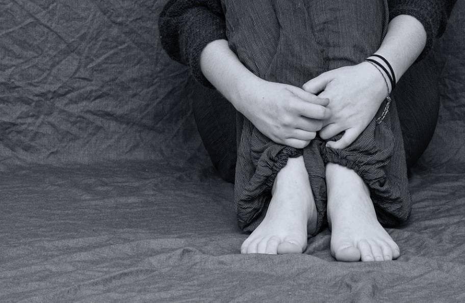 心学问心理教育，爱的共鸣桥梁：家庭教育中的亲子沟通与情感联结