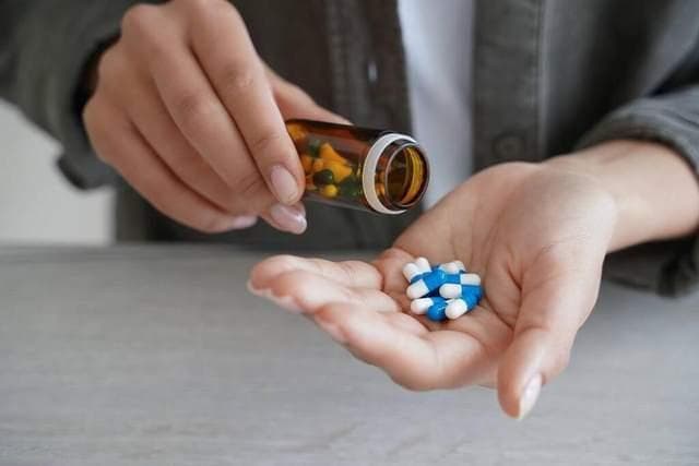 失眠服用安眠药，真的安全吗？用前注意这两点问题，很重要！