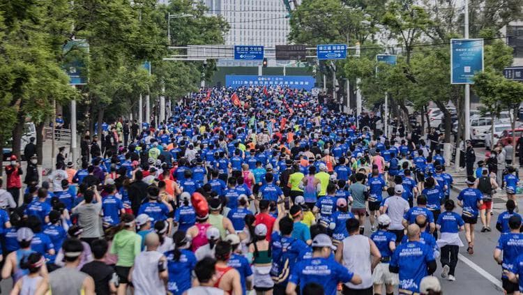 2025马拉松赛季即将来临，哪些“赛前准备”能助你顺利完赛？