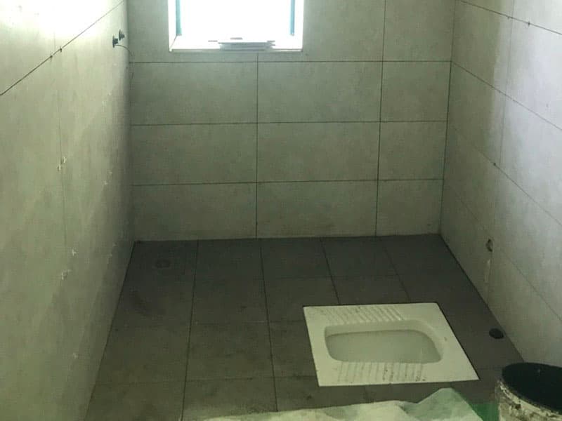 卫生间下水道被水泥堵了怎么办？四种实用疏通方法