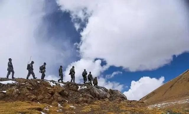 中国边防部队的训练和生活日常是怎样的？