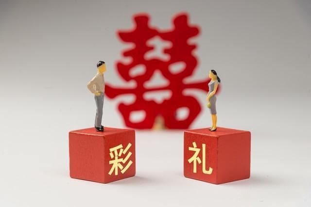 谈婚论价！江西情侣因男方给不起30万分手 央广：当地彩礼28-35万