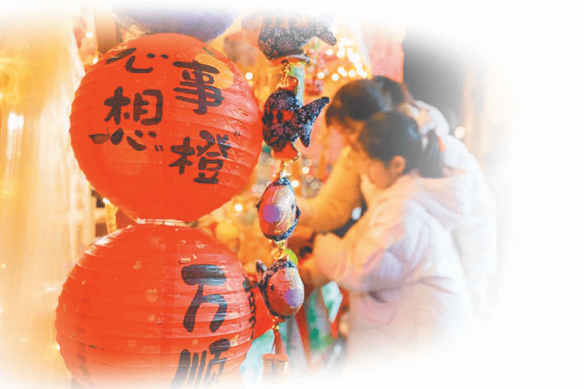 2025年春节文旅消费火爆：非遗民俗、特色旅游和文创产品成消费新亮点