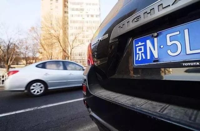 如何办理外地车牌过户手续？过户过程中有哪些要求？