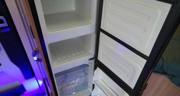 冰箱冷冻室结冰打不开？一文详解解决方案与预防措施