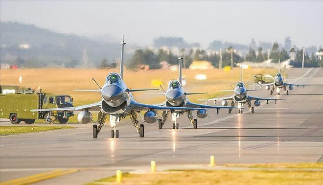 我军现设有四大航空兵部队，力量规模有大有小、任务职责各有侧重