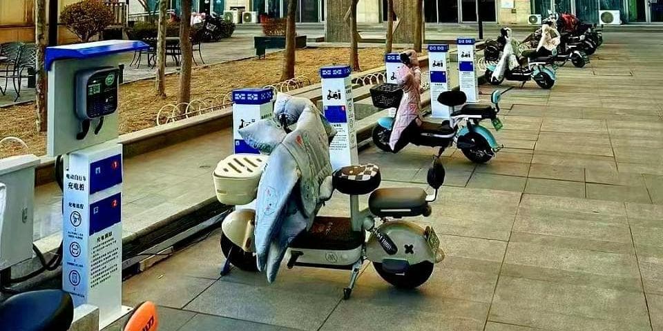 加装电动车充电桩需要什么手续？