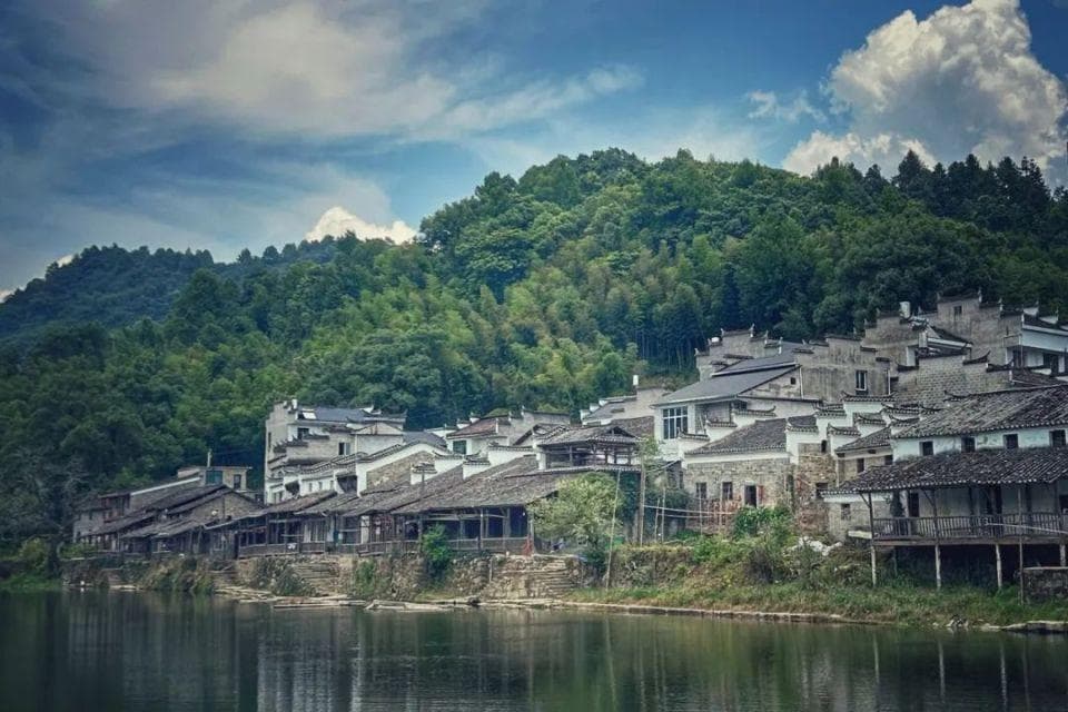不是景德镇，真正的“瓷器之源”就藏在这个小县城里，低调美了上千年！