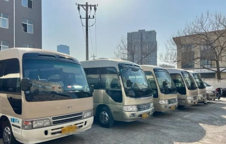 北京租车攻略：自驾与包车价格一览，热门车型及价格详解