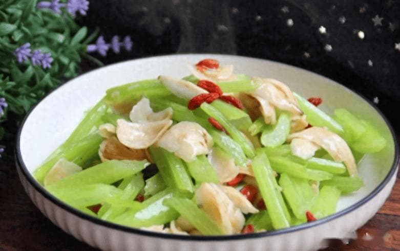 天热易上火，推荐五种“降火菜”，祛火降燥，舒服过夏天