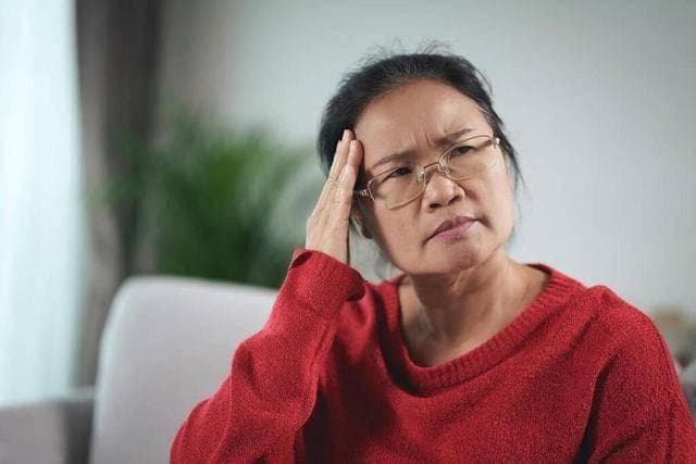专家推荐：更年期女性必补四大营养素，稳定血压血糖