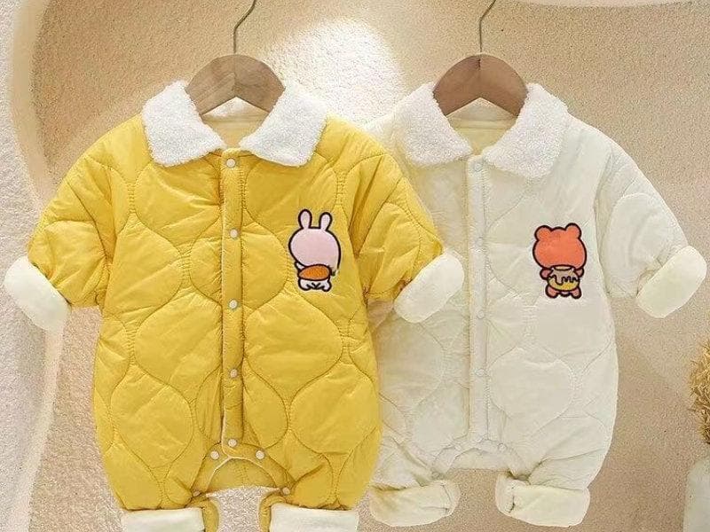 0到3个月宝宝穿衣季节穿衣指南分享，夏、冬、季各不相同