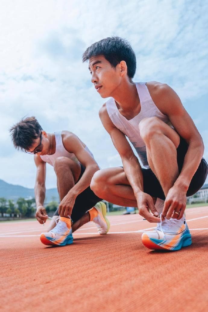 马拉松训练与比赛完全指南：四大技能助你突破