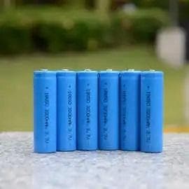 如何选择优质且安全的18650锂离子电池？