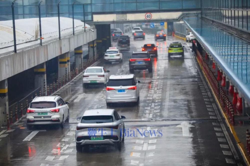 保险难求，有多少网约车正在「裸奔」？