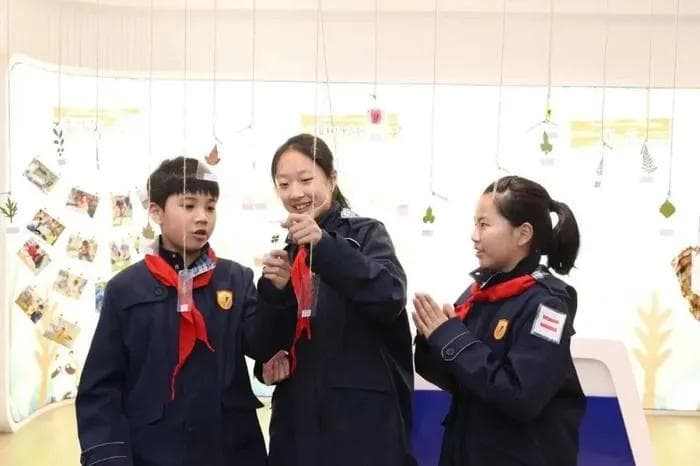“经历伴随学习”：杭州市青蓝小学23年知行合一的育人方式变革