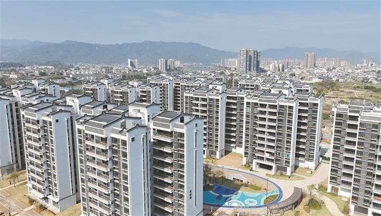 新春走基层 | 灾后半年 住进新家过新年