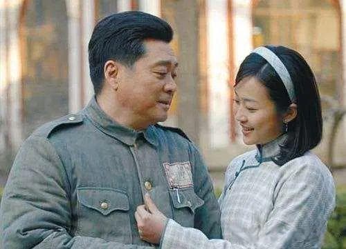 傅作义长女傅冬菊：为和平解放北平立下大功，建国后低调奉献的一生