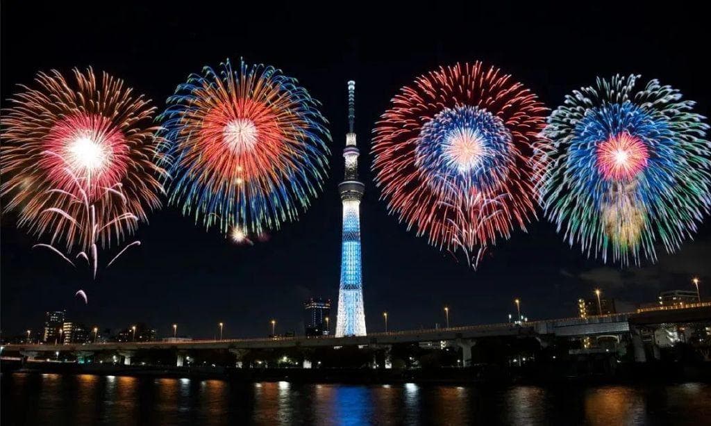 2024年日本夏季花火大会指南：7、8月不容错过的盛大烟火秀