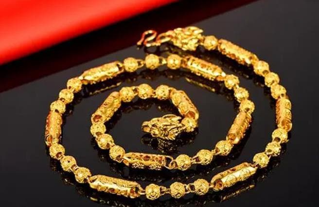 沙金长期佩戴对身体好吗？沙金一般多久掉色？