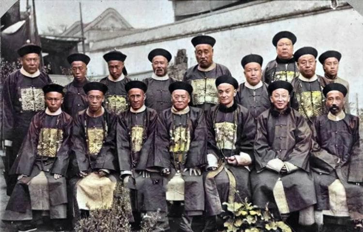 清朝的内务府具体是干什么的？内务府权力大不大？