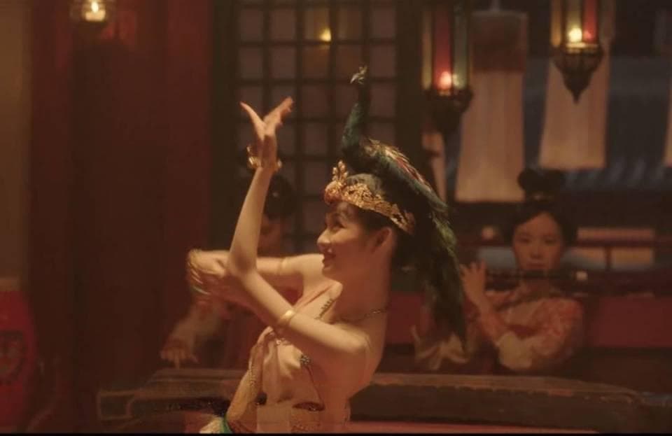 《国色芳华》以上百件文物为参考原型  文物顾问：感受到剧组对传统文化的热忱和专一