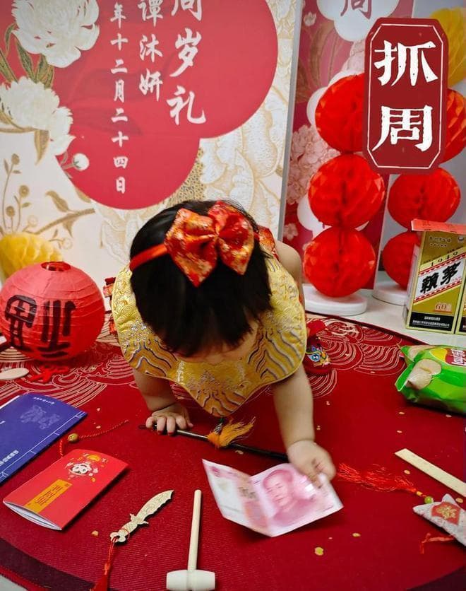 抓周的由来和寓意，你真了解吗？看完涨知识了！建议收藏