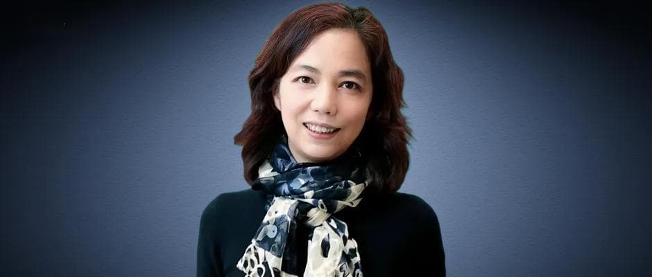 AI女王，李飞飞，23岁考上普林斯顿，33岁成为终身副教授，带出一个学生军团