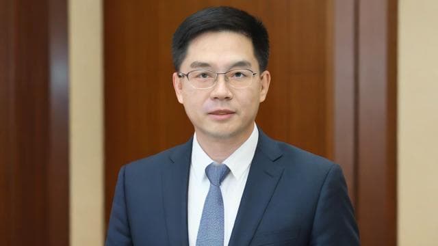 如何发掘和利用个人优势以提升自我价值？