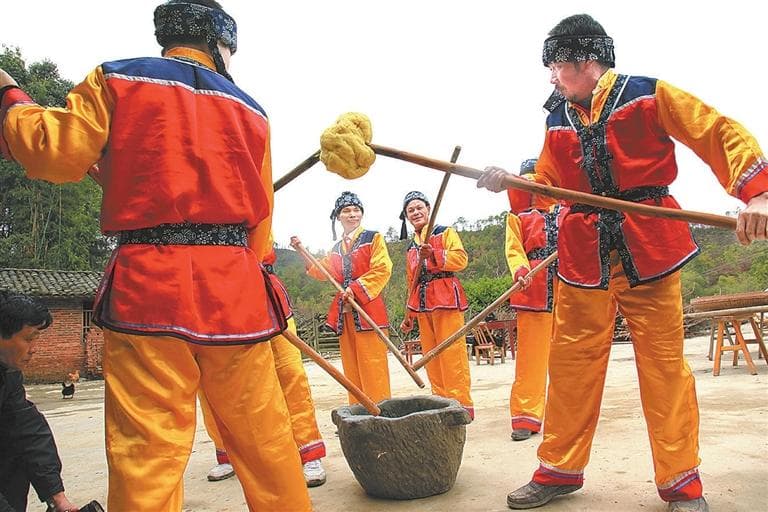 绵柔滑韧的黄元米果