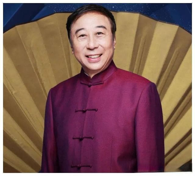 冯巩：用相声艺术传递社会正能量