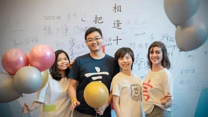 2025年中国网络流行语大盘点：从yyds到内卷