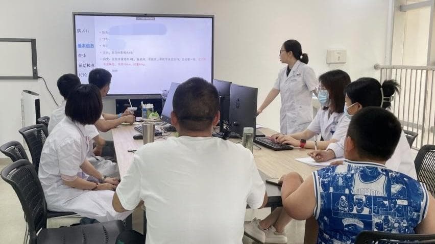 重医附属儿童医院多学科联合应对儿童肥胖问题