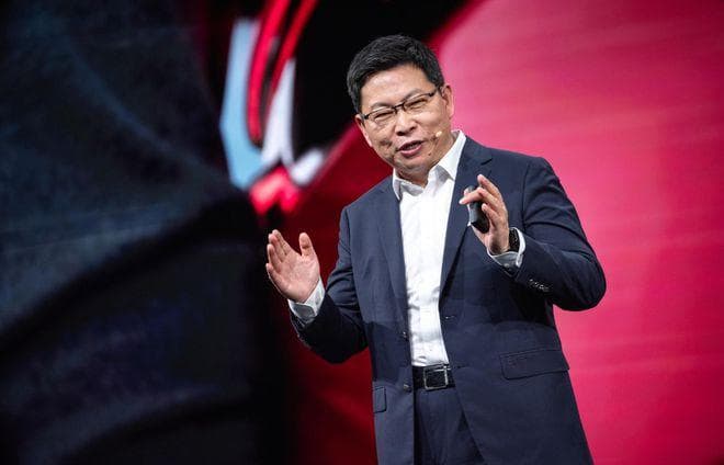 余承东职位有变，从华为终端BG CEO转任董事长，去年起工作重心已有转移